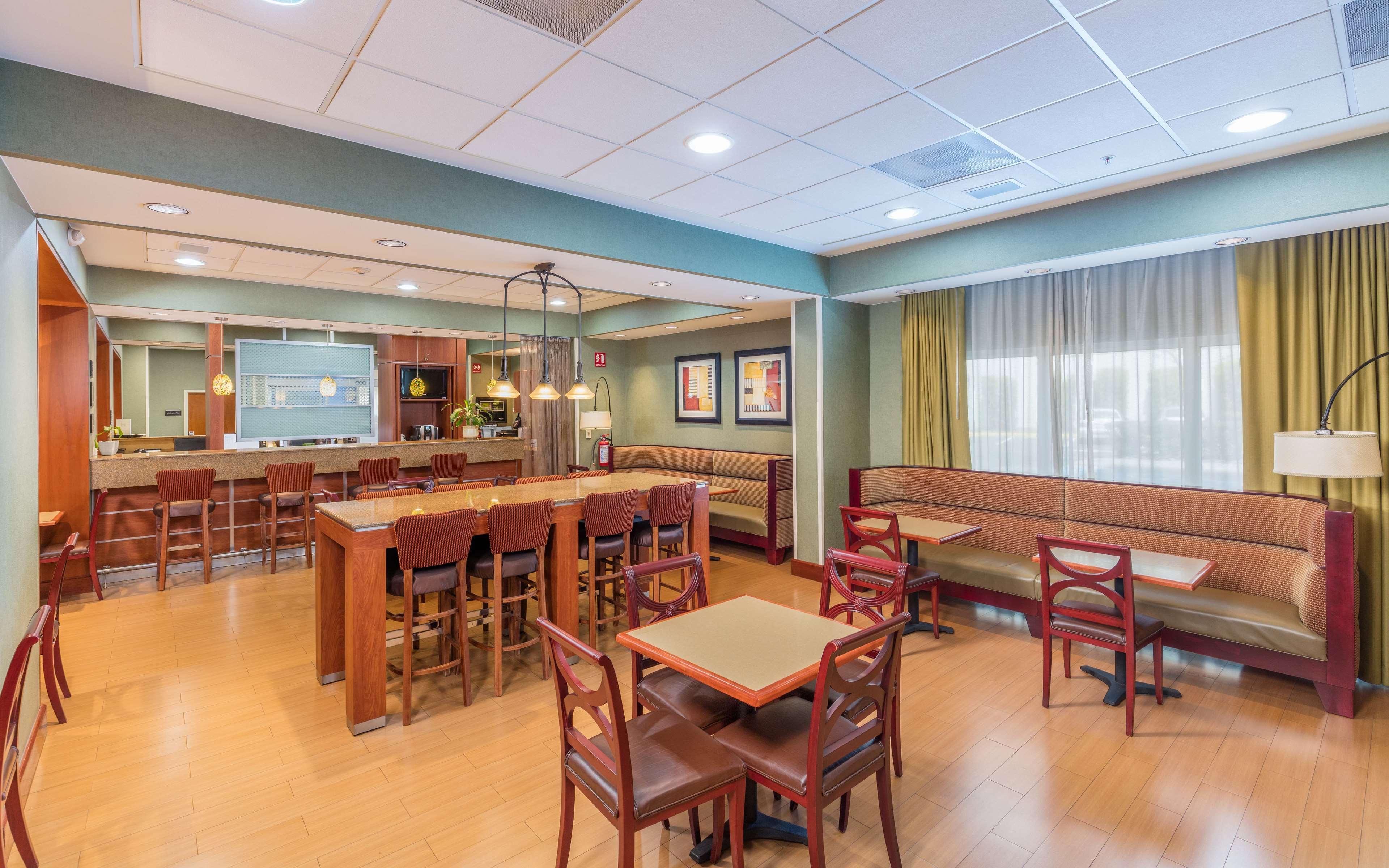 מלון Hampton By Hilton Queretaro Tecnologico מראה חיצוני תמונה