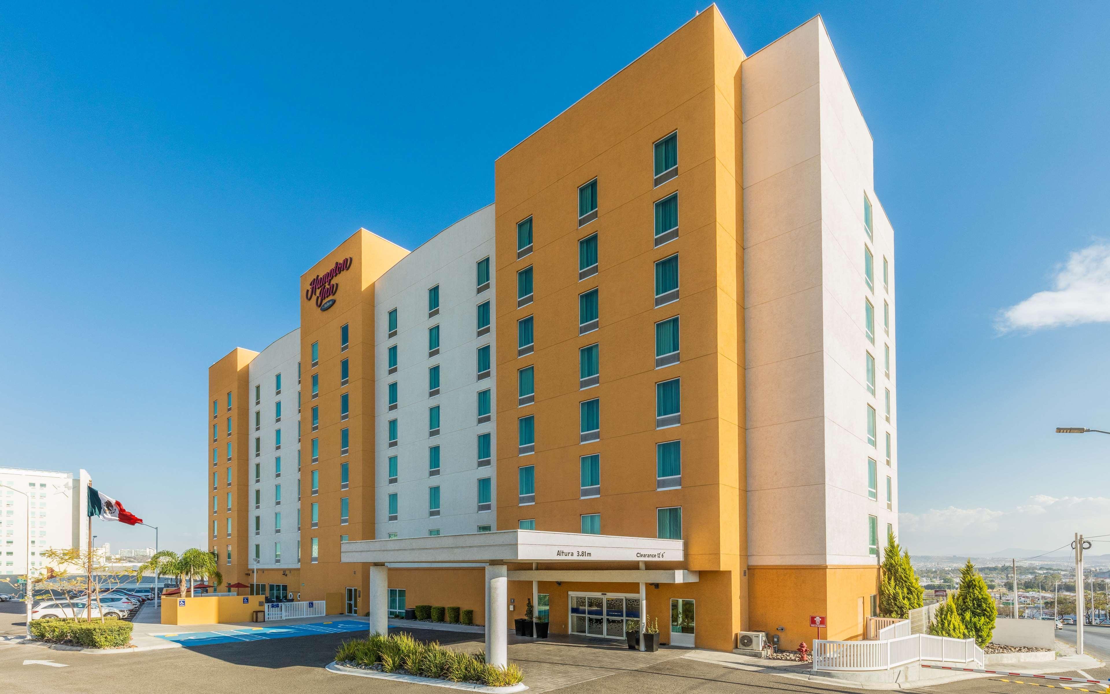 מלון Hampton By Hilton Queretaro Tecnologico מראה חיצוני תמונה