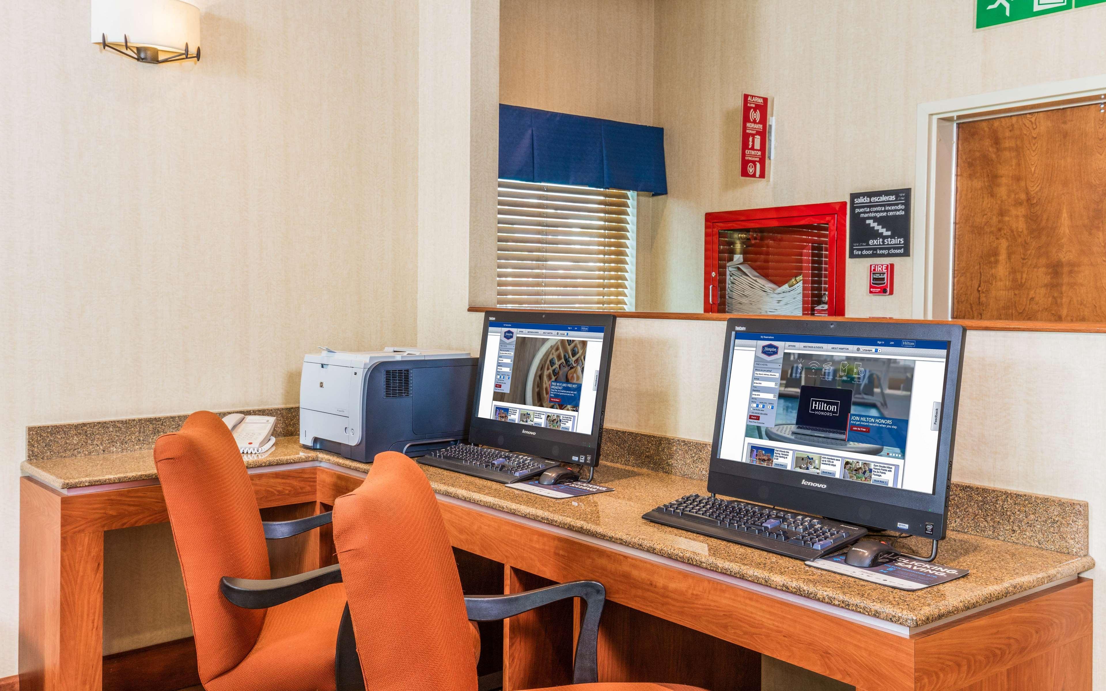 מלון Hampton By Hilton Queretaro Tecnologico מראה חיצוני תמונה