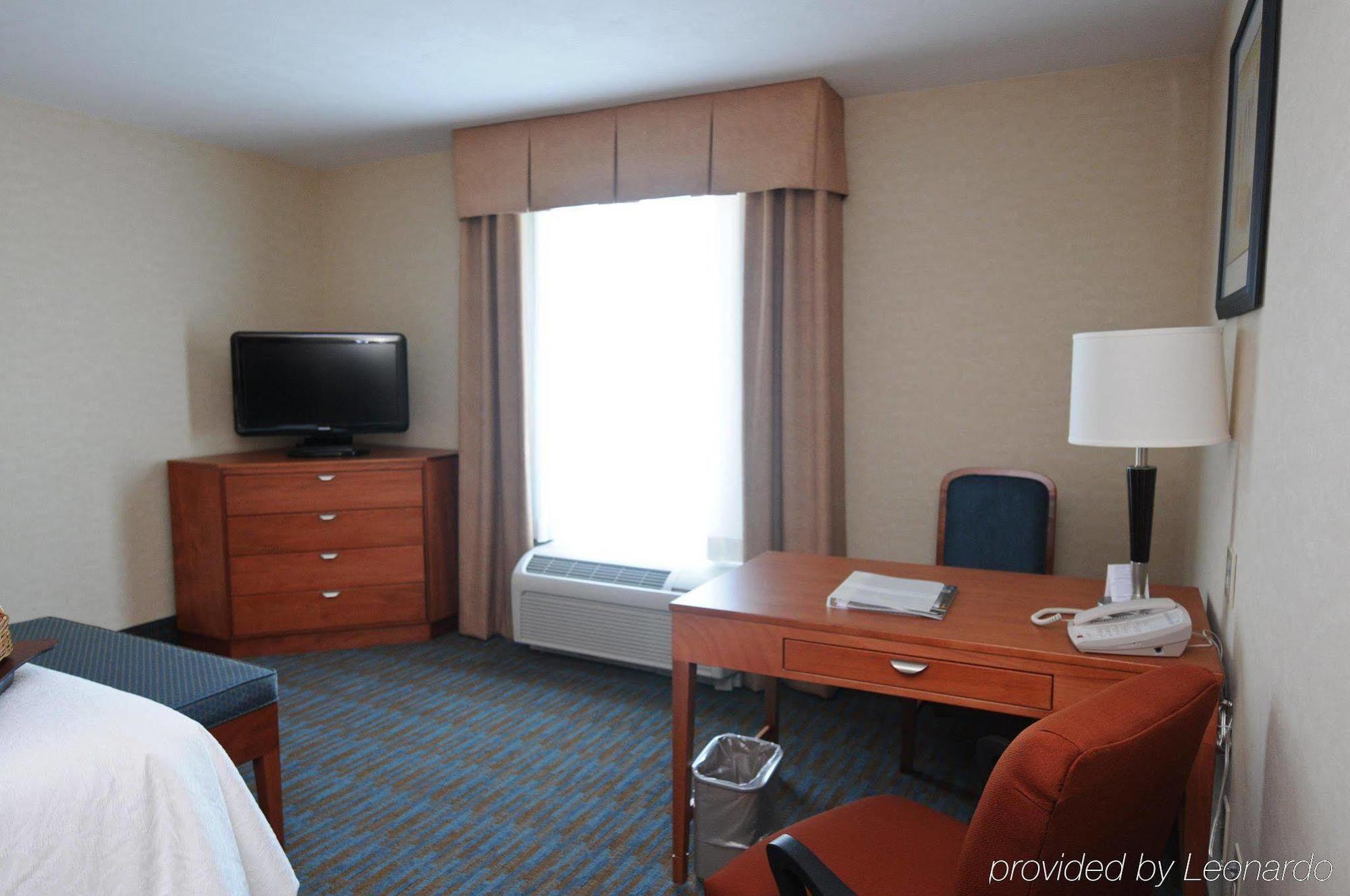 מלון Hampton By Hilton Queretaro Tecnologico חדר תמונה