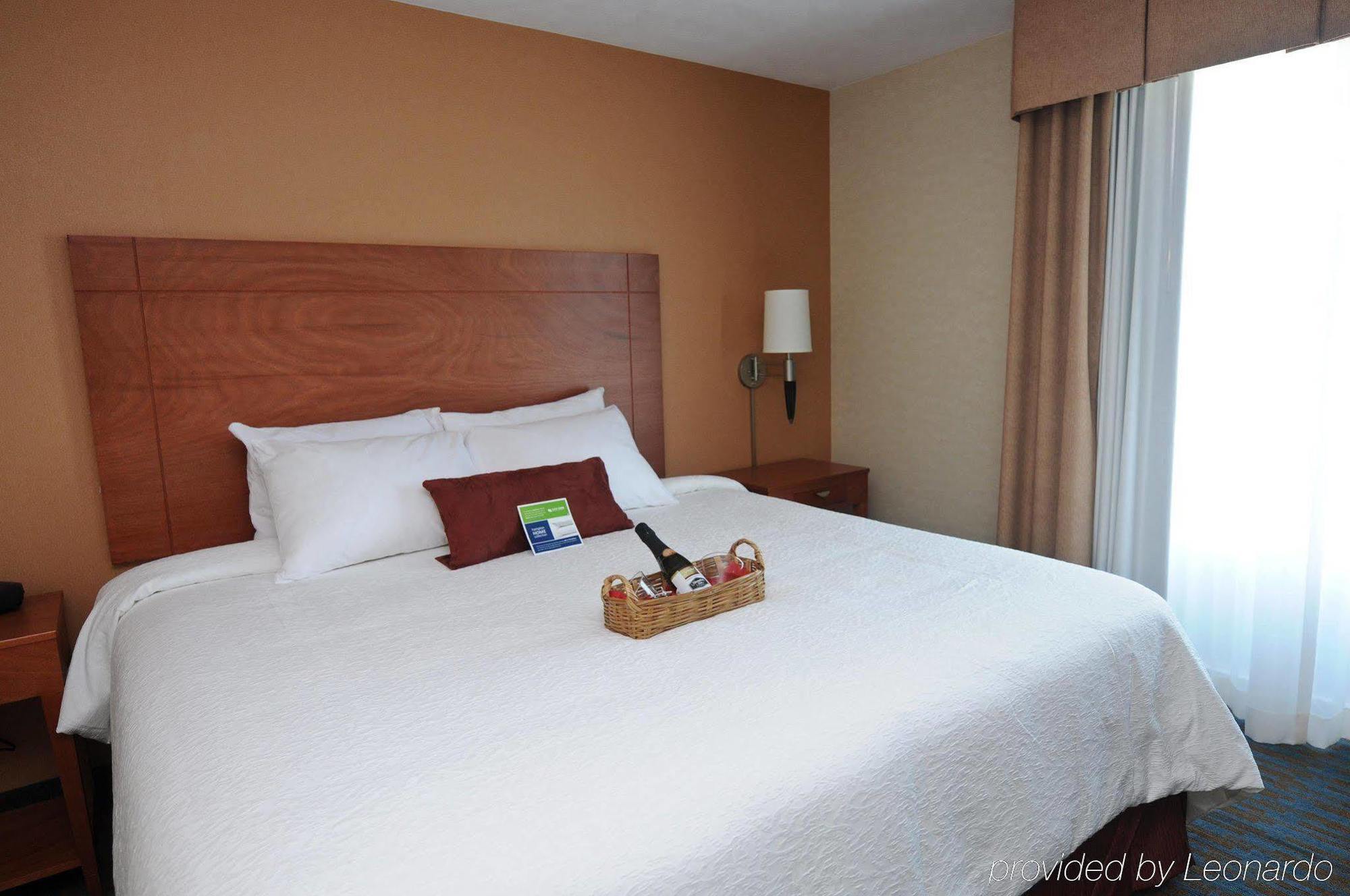 מלון Hampton By Hilton Queretaro Tecnologico חדר תמונה