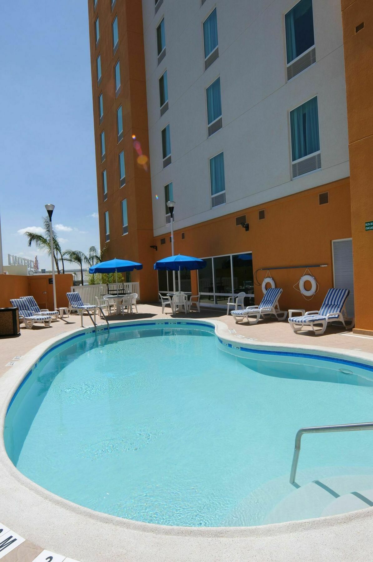 מלון Hampton By Hilton Queretaro Tecnologico מתקנים תמונה
